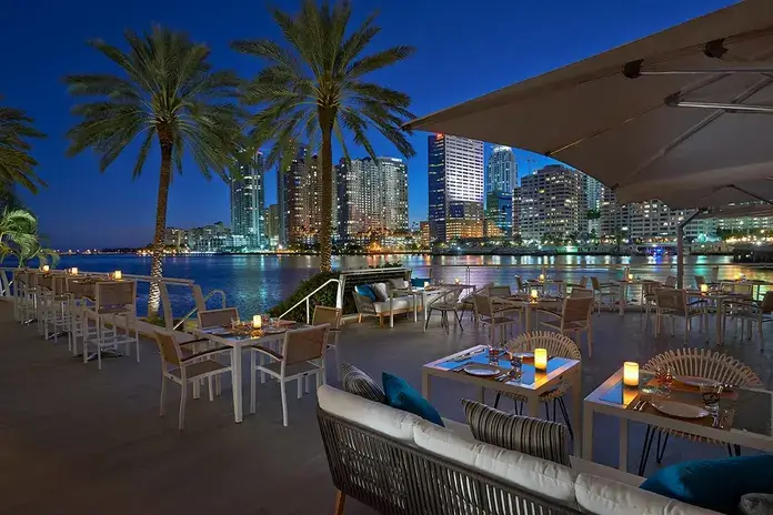 Bayfront Restaurants for Waterfront Dining in Miami